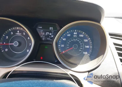 2016 Hyundai Elantra Se из США, поврежденный, VIN 5NPDH4AE8GH716881